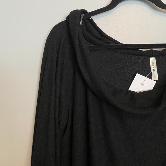 NEW Off the Shoulder Sweater - Picture 2 of 4